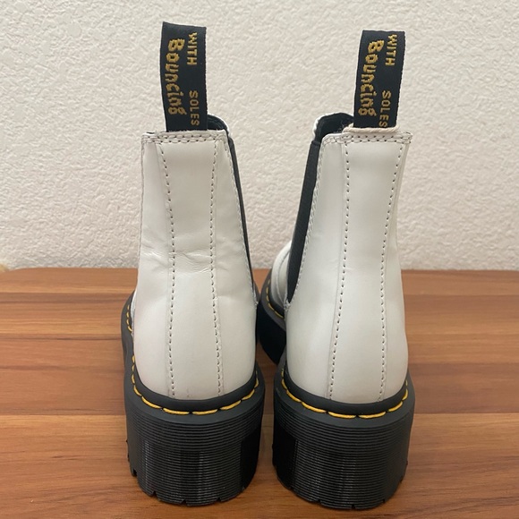 DR MARTENS 2976 White Quad Smooth Leather Platform Chelsea Boots Size 6 Women’s - Picture 8 of 16